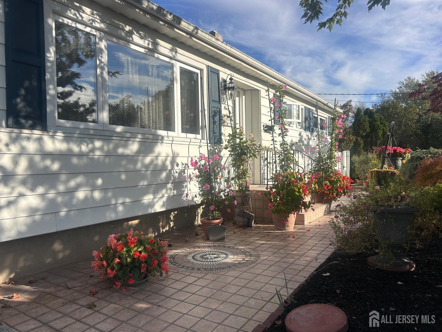 1 Andover Road