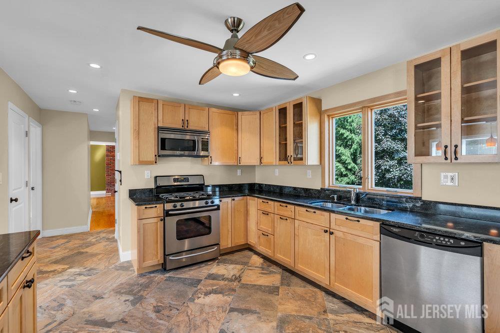 246 Gross Street, Sayreville, New Jersey image 9