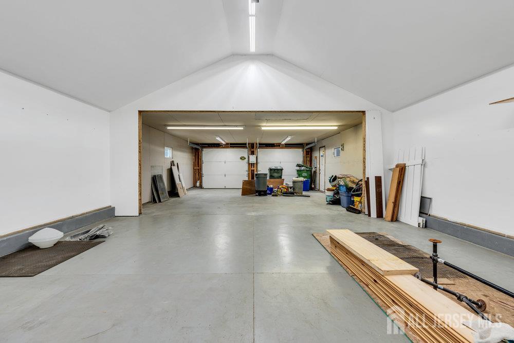 246 Gross Street, Sayreville, New Jersey image 32