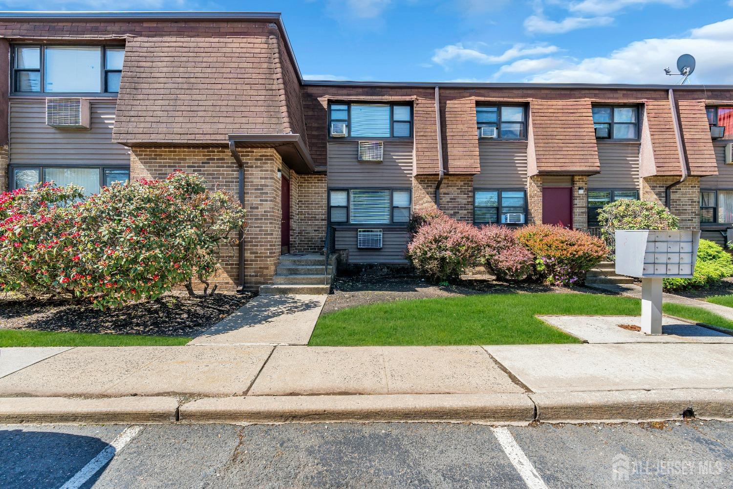 1133 Livingston Avenue #11C, North Brunswick, New Jersey image 1