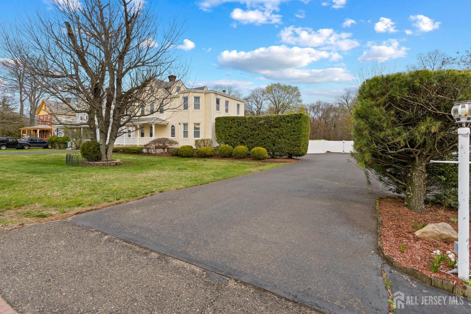 92 Main Street, Helmetta, New Jersey image 6