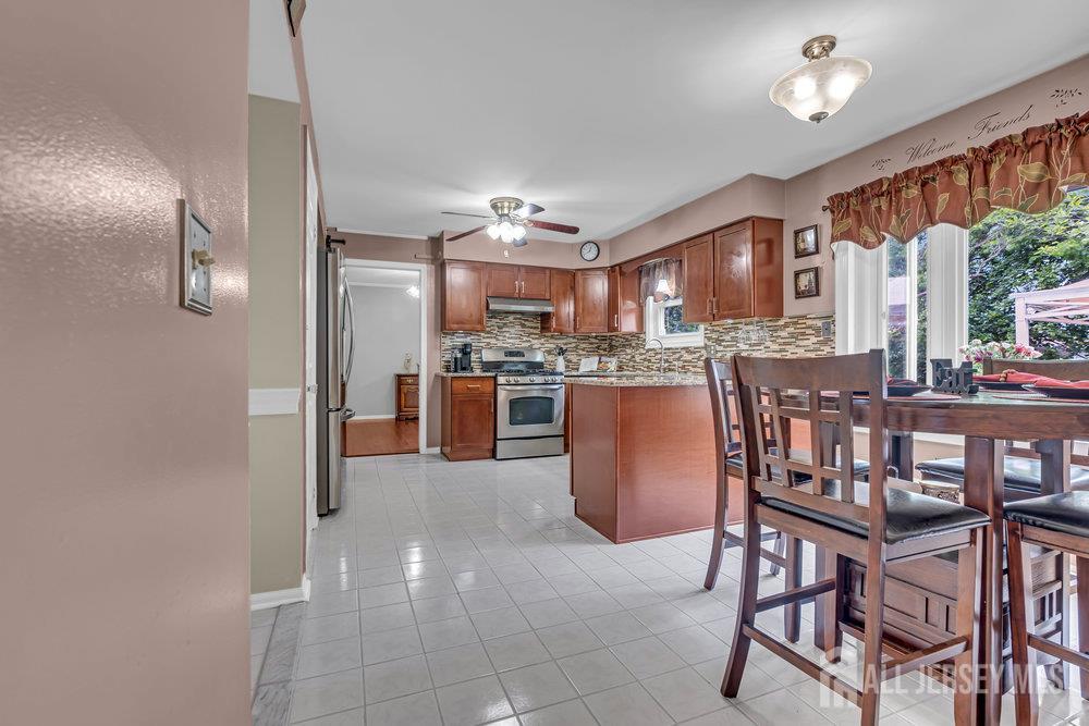 51 Sturbridge Drive, Piscataway, New Jersey image 22