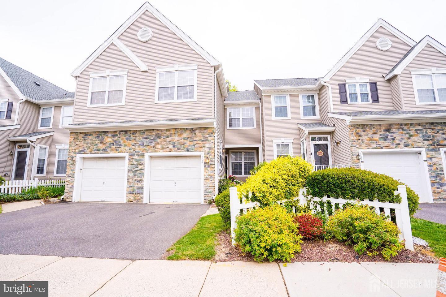 Photo 1 of 33 — 704 Dahlia Circle, South Brunswick, NJ 08810