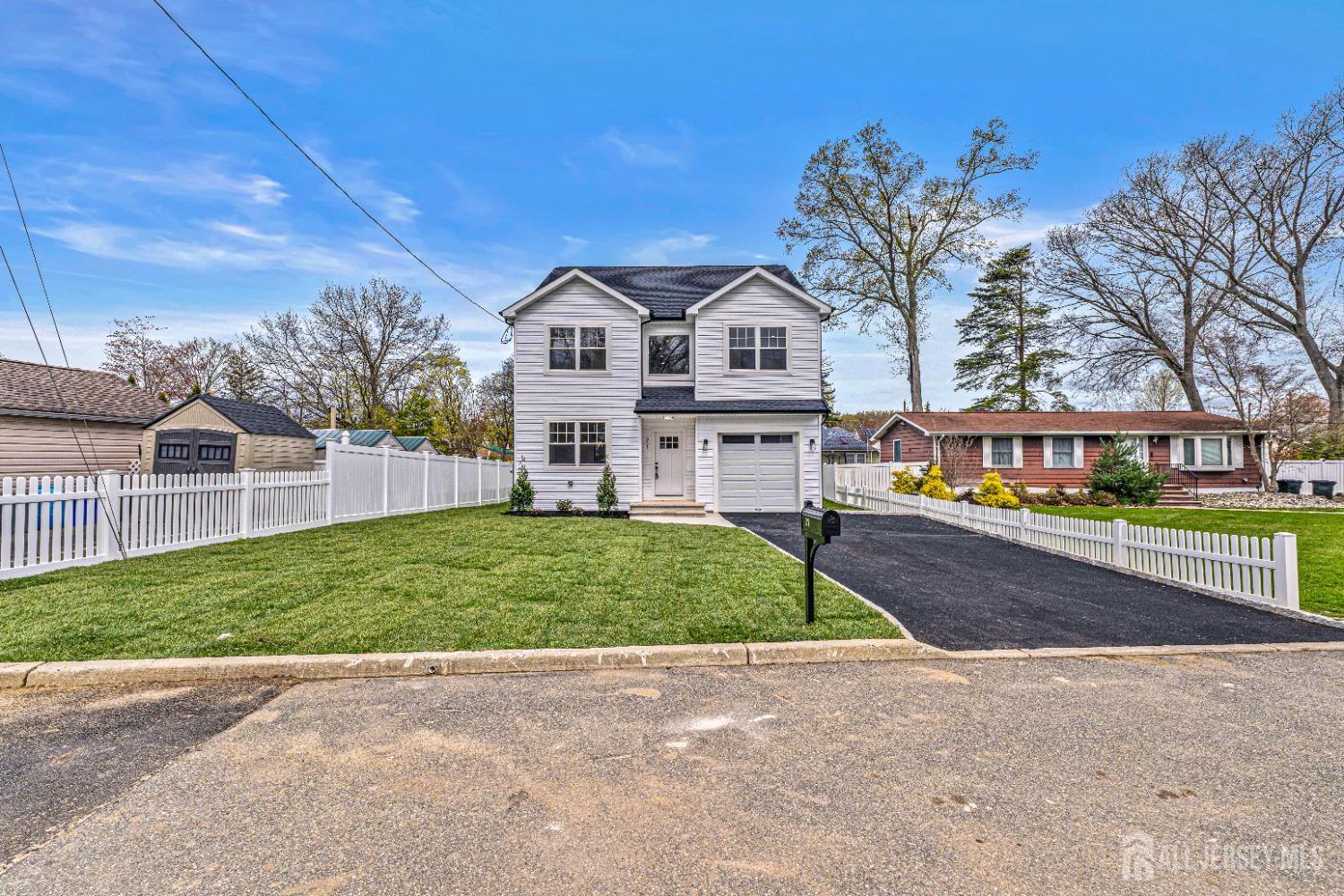 21 N Shore Boulevard, Helmetta, New Jersey image 3