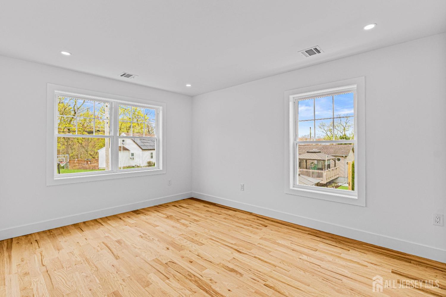 21 N Shore Boulevard, Helmetta, New Jersey image 36