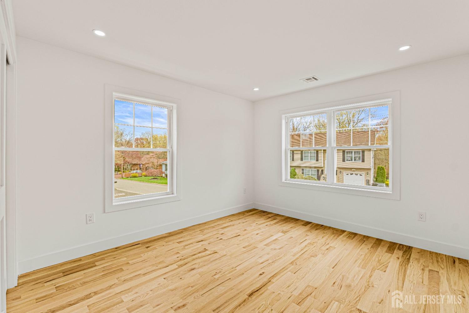 21 N Shore Boulevard, Helmetta, New Jersey image 37