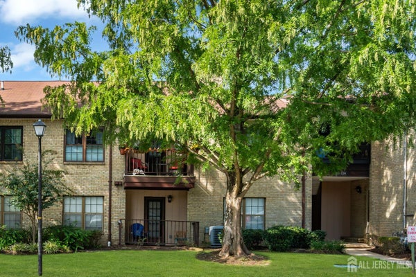 1102 WELLINGTON PL, MATAWAN, NJ 07747 - Image 706044fd6438d64d3ef8020e5d72ebd6/2758304954