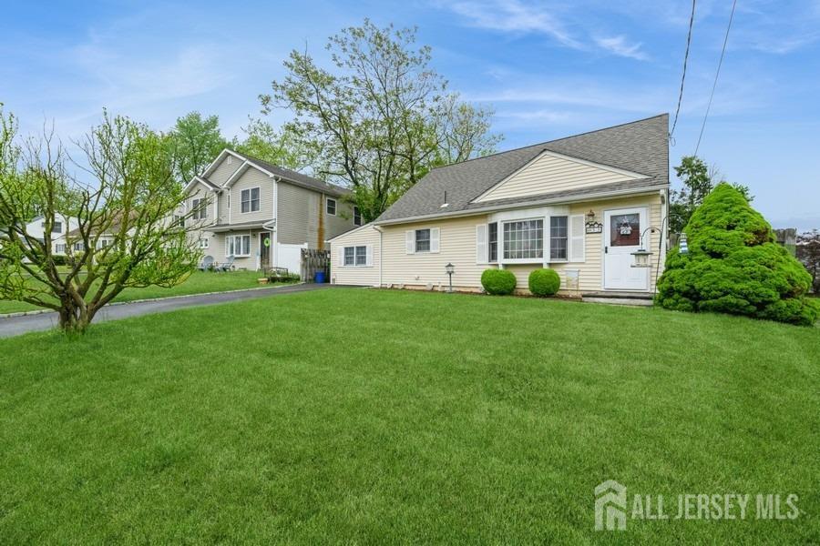 53 Cedar Terrace, Sayreville, New Jersey image 2