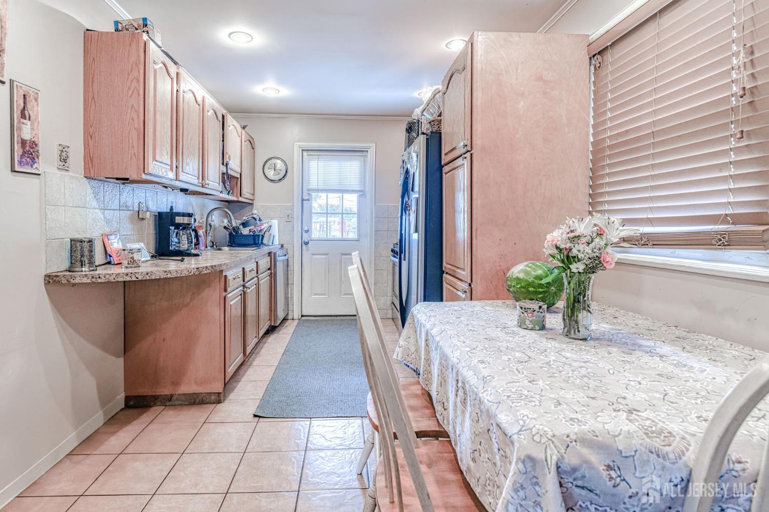 2 Bradley Drive, Edison, New Jersey image 9
