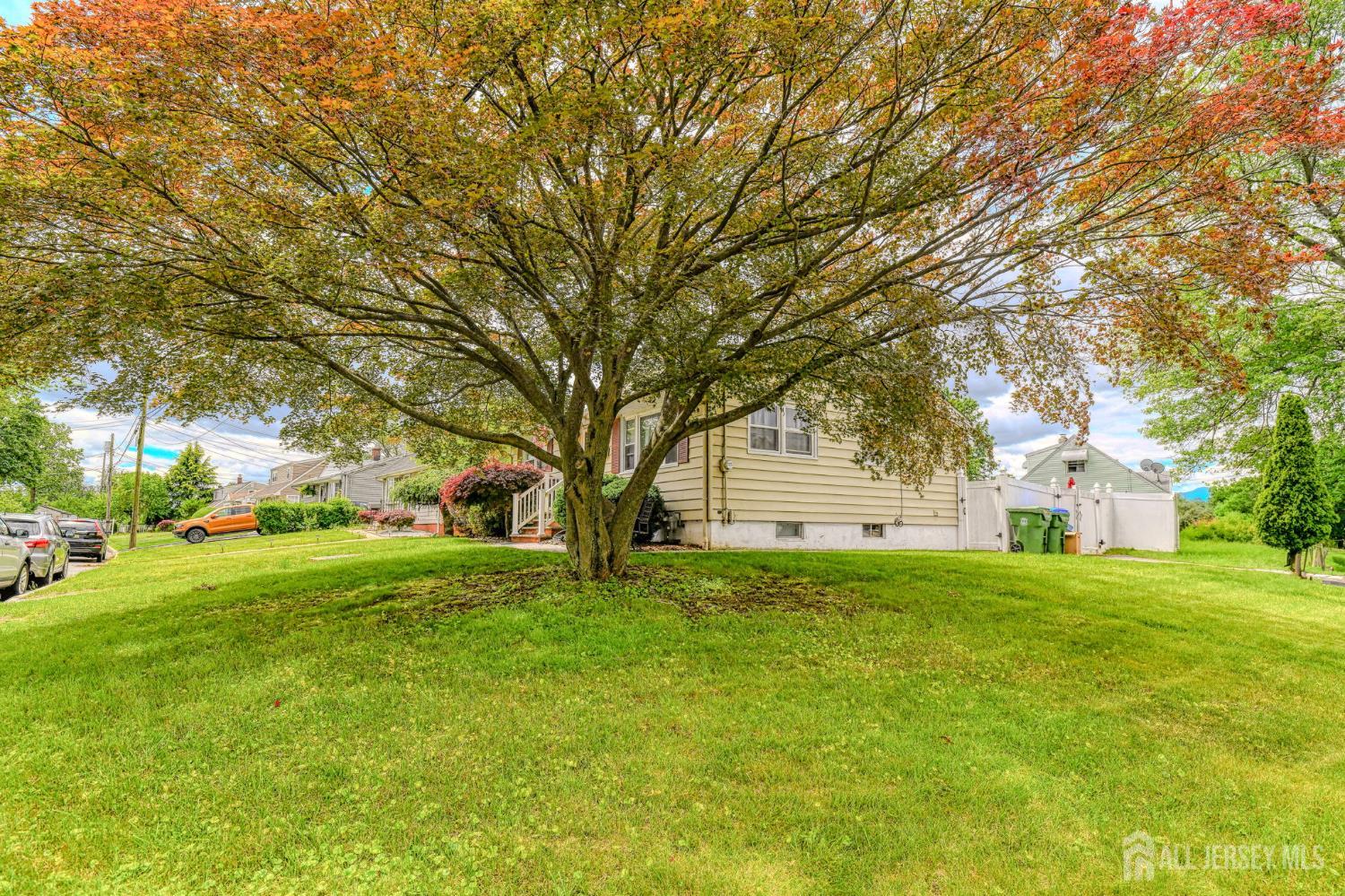 2 Bradley Drive, Edison, New Jersey image 34