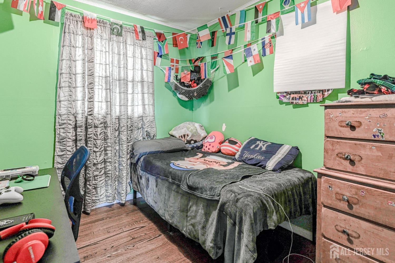 2 Bradley Drive, Edison, New Jersey image 18