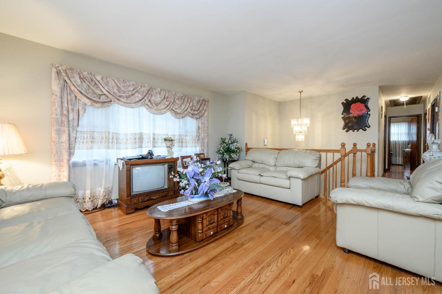 27 Grand Avenue, South River, New Jersey image 5