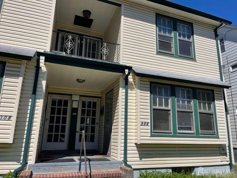 Apartment For Rent - 308 S 3rd Avenue #308<br/> Highland Park, NJ 08904