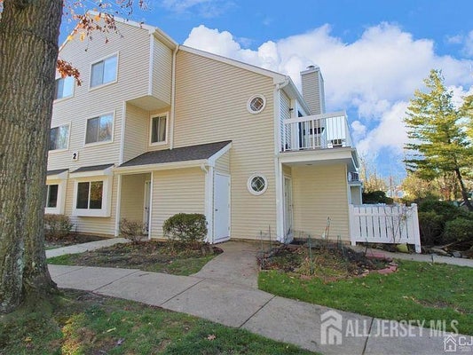 17 DEERBERRY LN, MONMOUTH JUNCTION, NJ 08852 - Image 71797fa4c6326cb0357664ea93482b46/449761777
