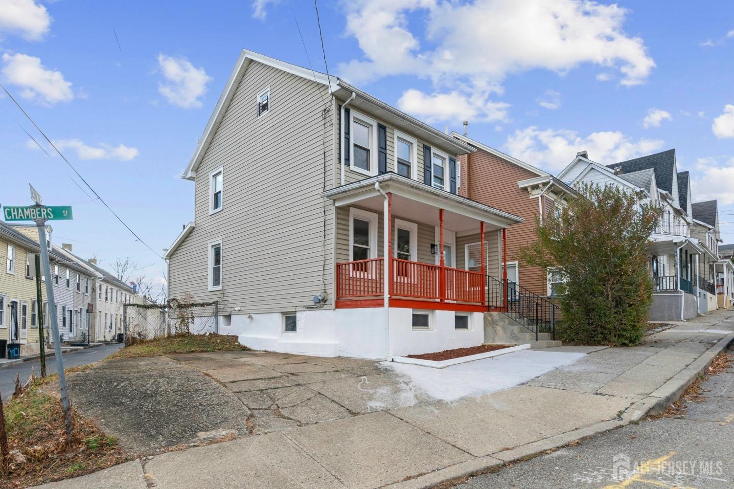 330 Chambers Street, Phillipsburg, New Jersey image 4