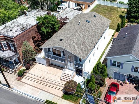 Homes For Sale - 278 Rector Street<br/> Middlesex County, Perth Amboy, NJ 08861