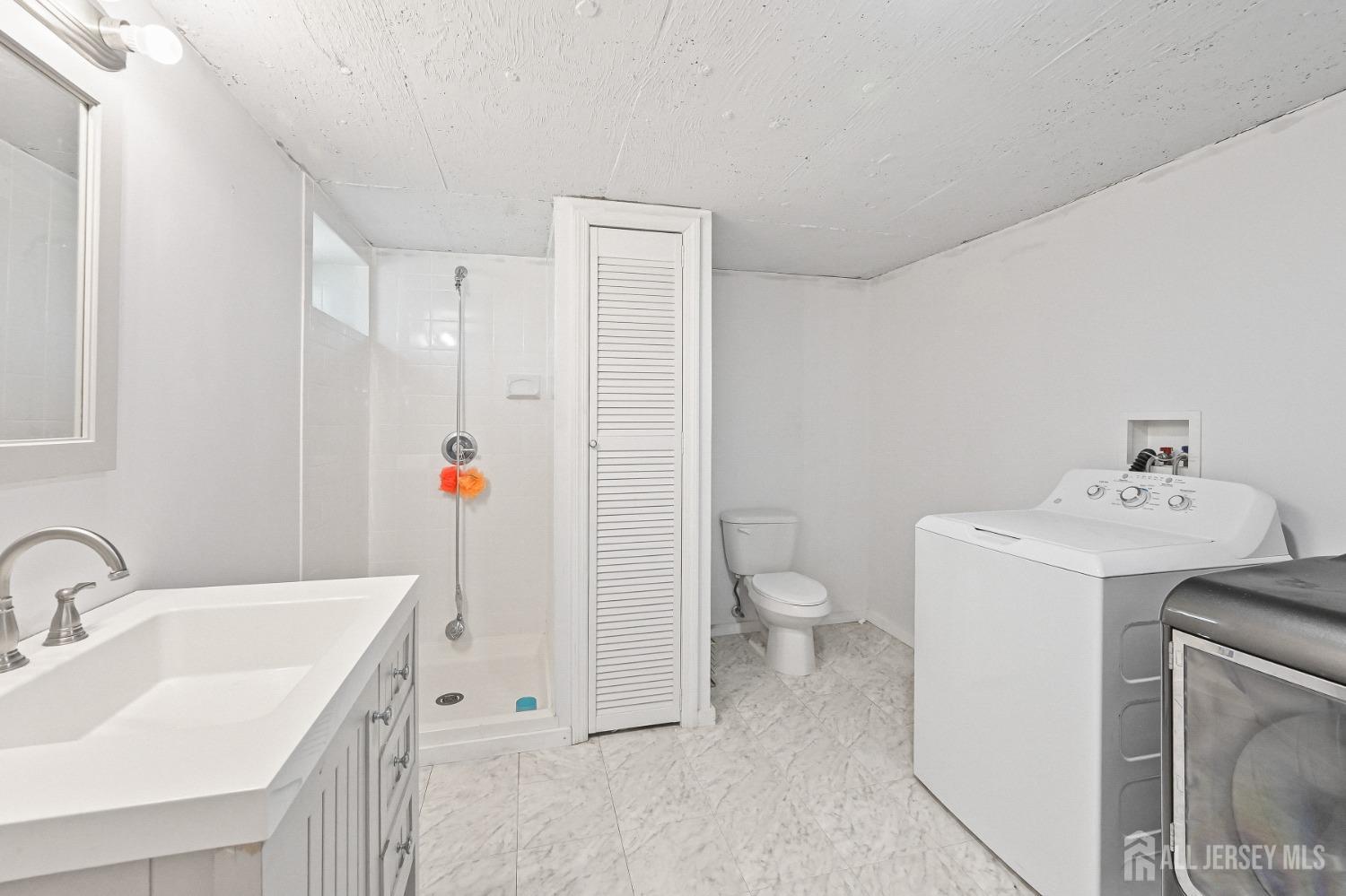71 Elm Street, Edison, New Jersey image 17