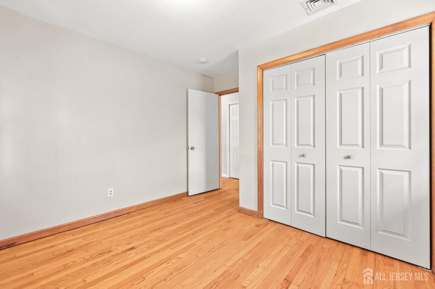 71 Elm Street, Edison, New Jersey image 29