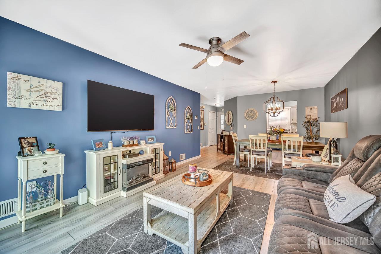 122 Concordia Circle #B, Monroe Township, New Jersey image 9