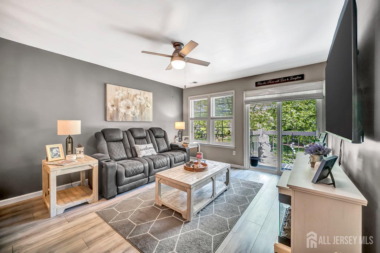 122 Concordia Circle #B, Monroe Township, New Jersey image 7