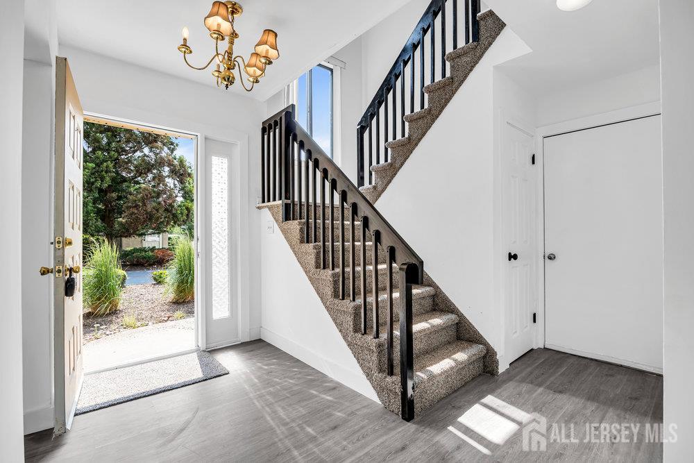 4 Gate House Lane, Edison, New Jersey image 7