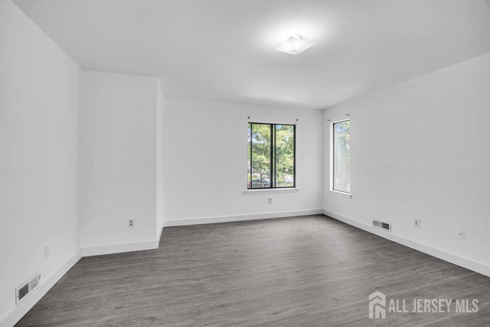 4 Gate House Lane, Edison, New Jersey image 21