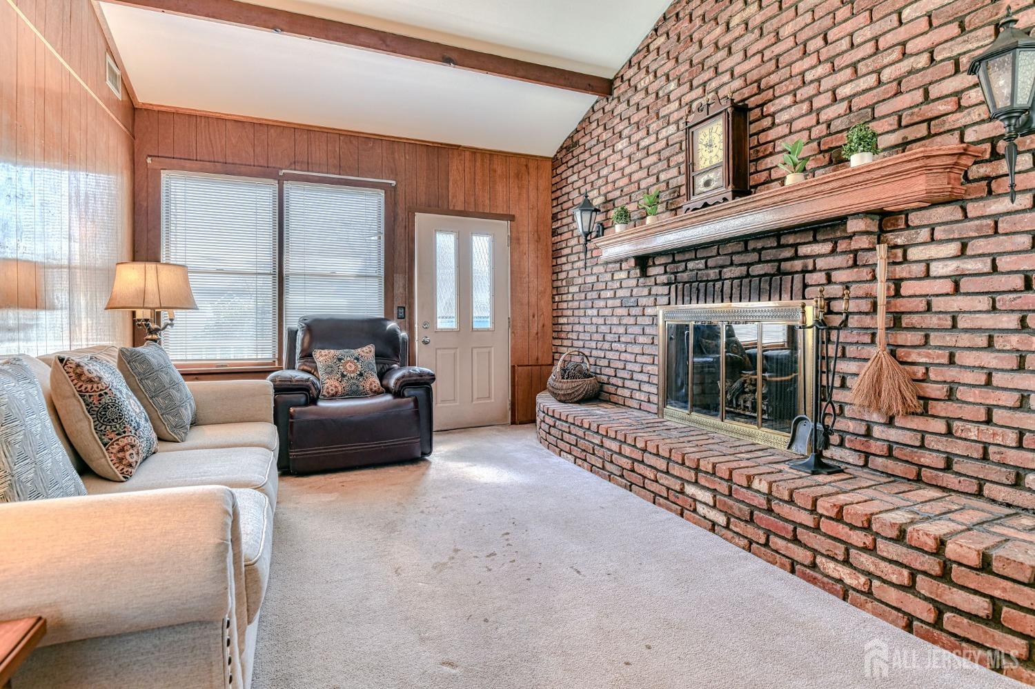 19 W Joffre Avenue, Milltown, New Jersey image 4
