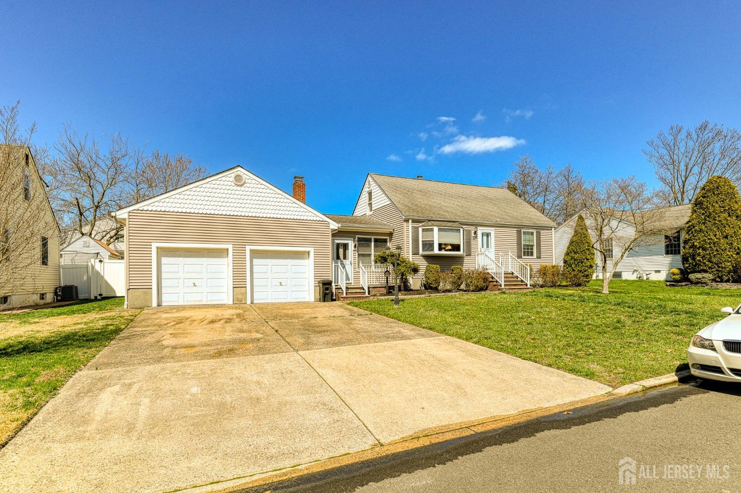 19 W Joffre Avenue, Milltown, New Jersey image 1