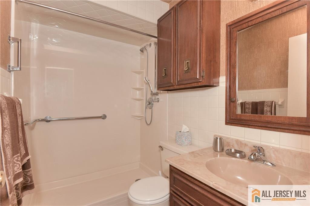 13 Middlesex Boulevard, Middlesex, New Jersey image 28
