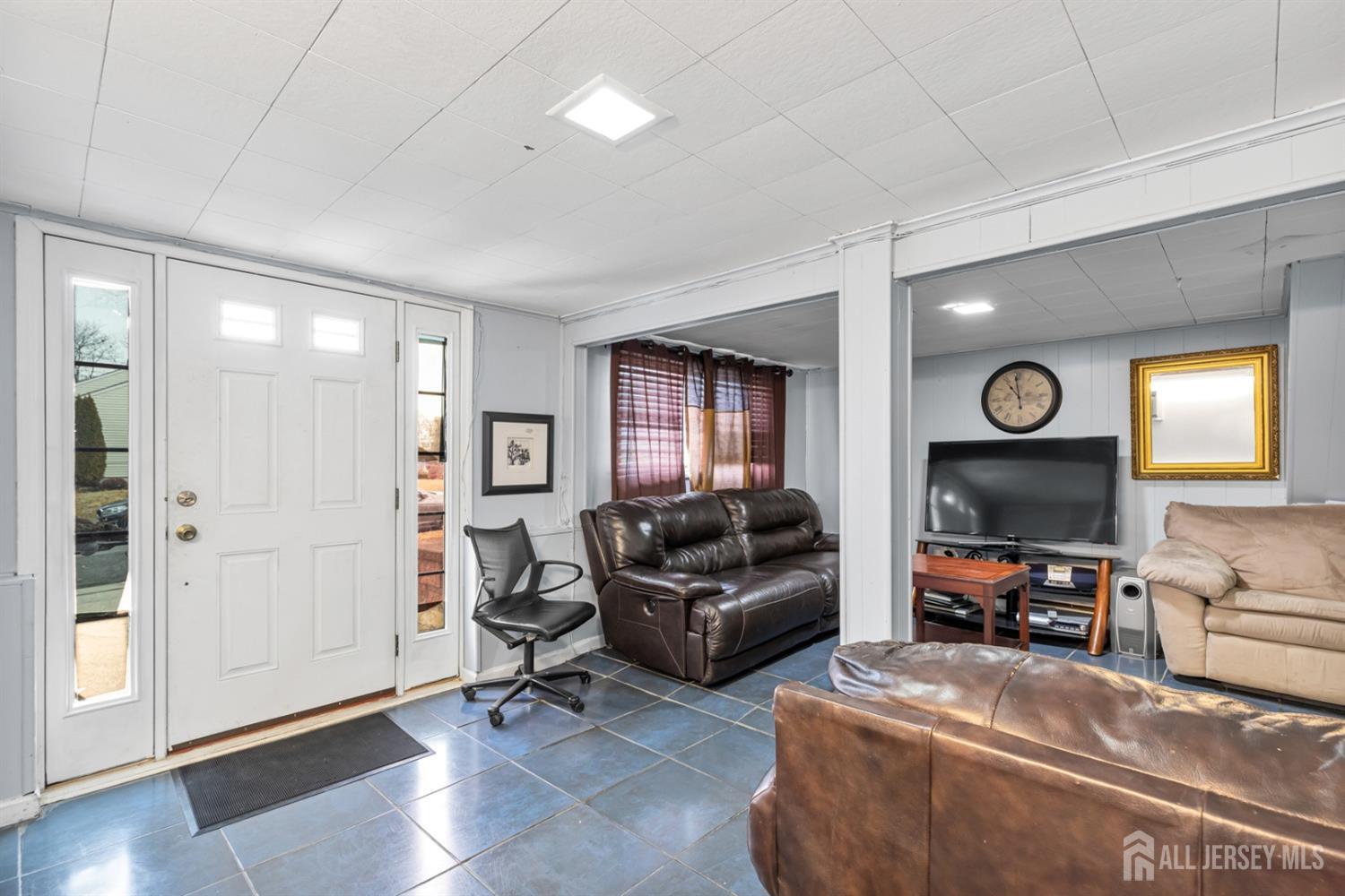 31 Florence Drive, Sayreville, New Jersey image 13