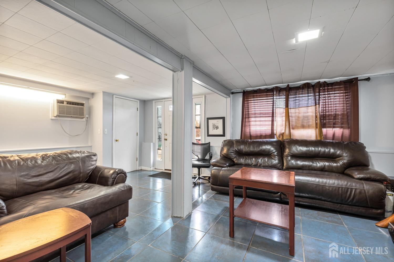 31 Florence Drive, Sayreville, New Jersey image 15