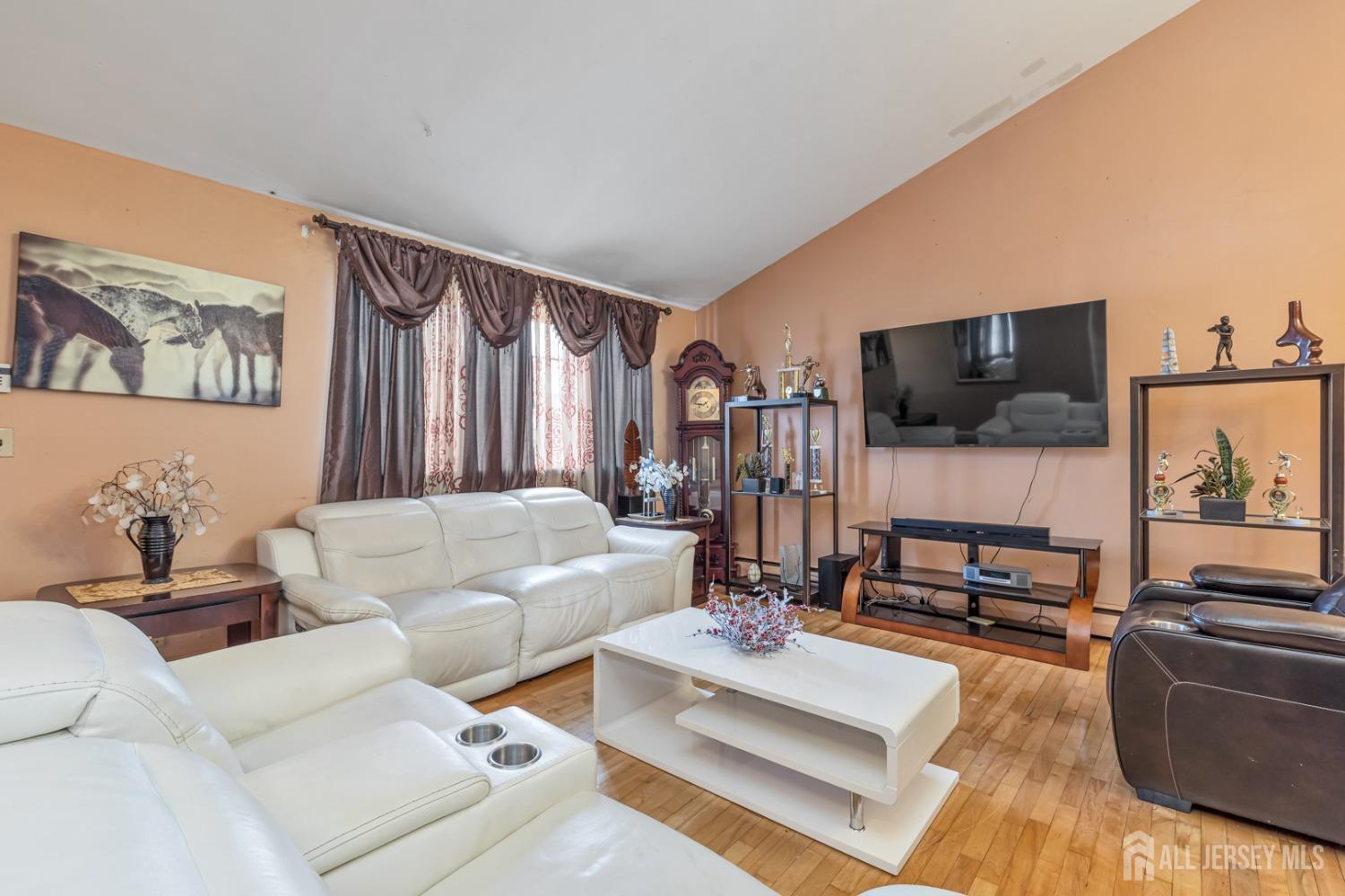 31 Florence Drive, Sayreville, New Jersey image 3