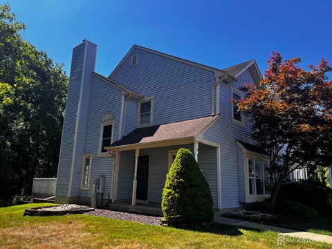 Condo For Sale - 8 Harmony Way<br/> Sayreville, NJ 08872