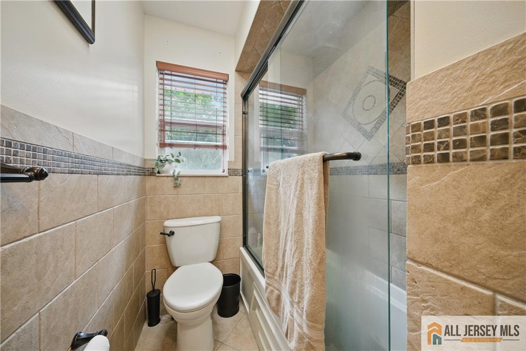 102 Murdock Street, Fords, New Jersey image 33