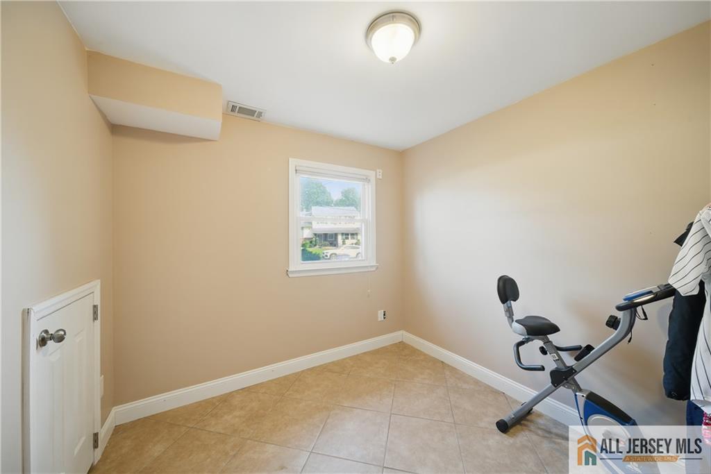 102 Murdock Street, Fords, New Jersey image 31