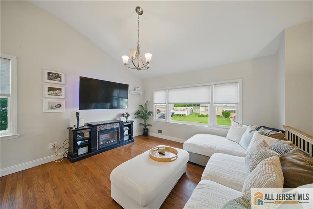 102 Murdock Street, Fords, New Jersey image 29