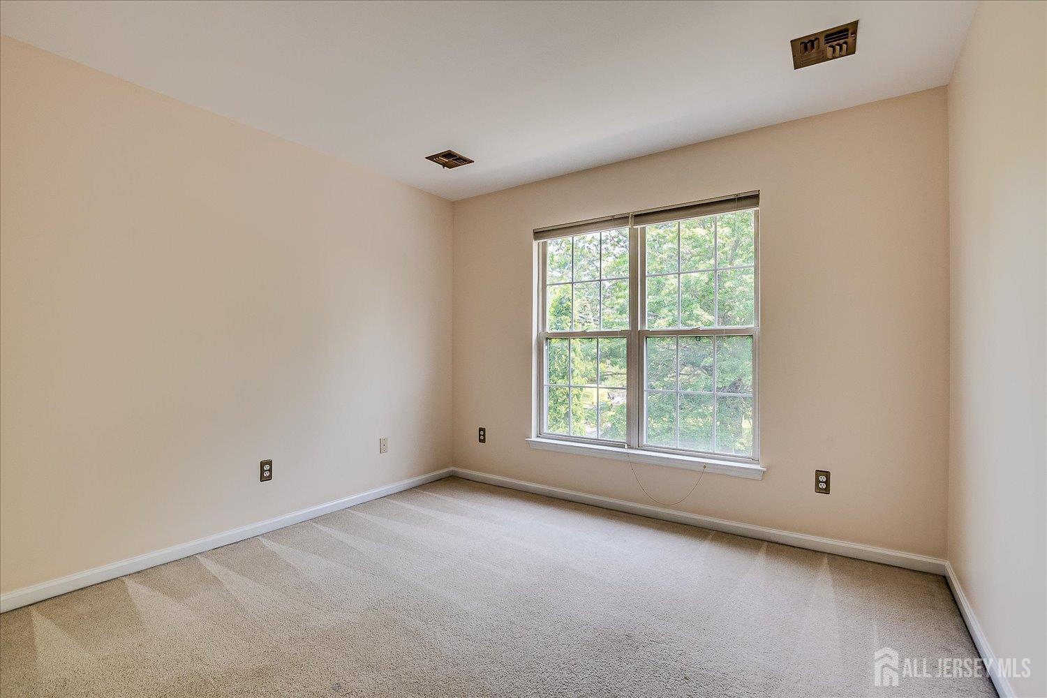 2 Durham Way, East Windsor, New Jersey image 37