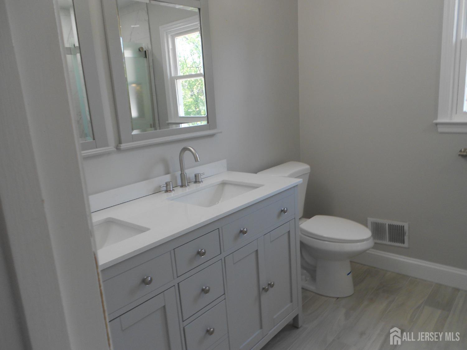 68 Albury Way, North Brunswick, New Jersey image 32