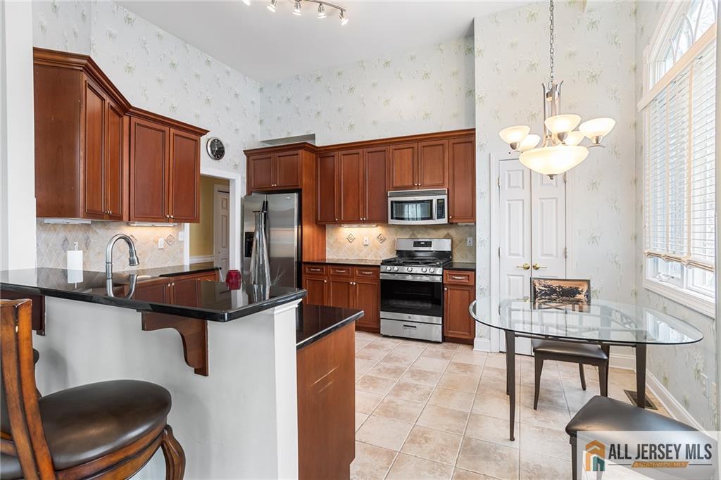34 Schindler Court #17, Lawrence, New Jersey image 11