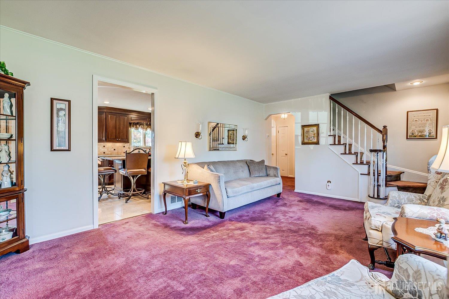 South Plainfield, New Jersey 07080, United States, 5 Bedrooms Bedrooms, ,3 BathroomsBathrooms,Residential,Active,233884