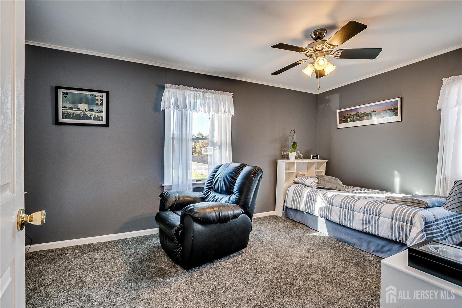 South Plainfield, New Jersey 07080, United States, 5 Bedrooms Bedrooms, ,3 BathroomsBathrooms,Residential,Active,233884