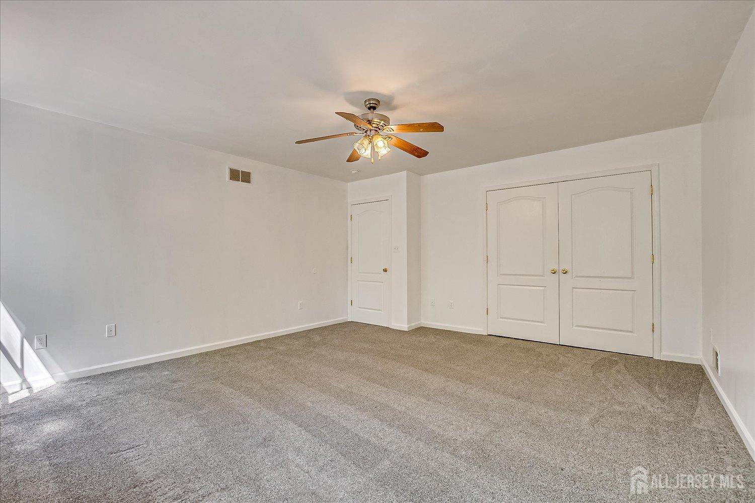 230 S 10th Avenue, Highland Park, New Jersey image 21