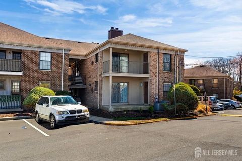 Condo For Sale - 323 Gill Lane #12R<br/> Iselin, NJ 08830