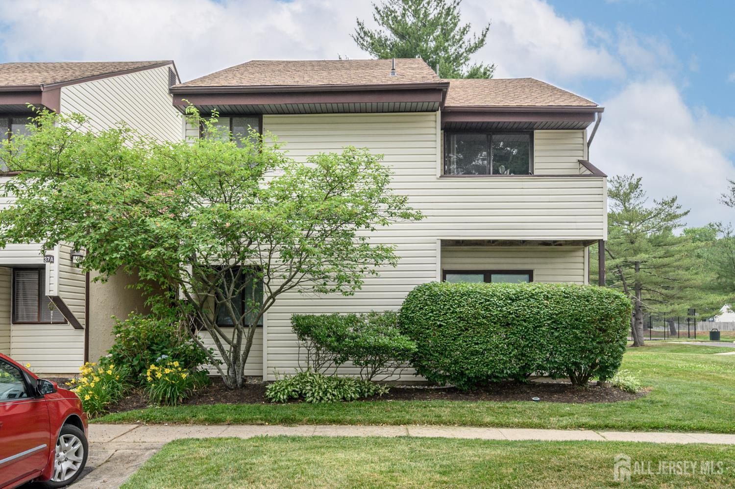 Photo 1 of 27 — 38 E Daisy Lane E A, Mount Laurel, NJ 08054