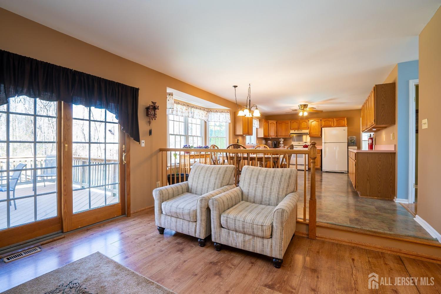 4 Eric Court, Monroe Township, New Jersey image 27