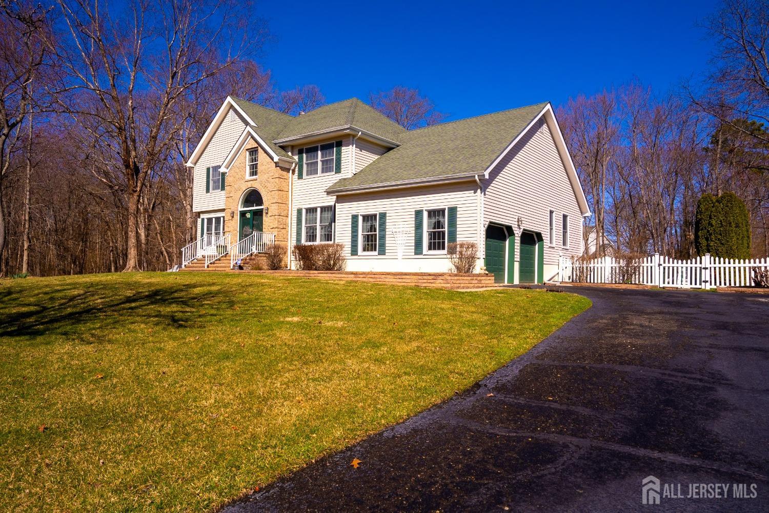 4 Eric Court, Monroe Township, New Jersey image 3