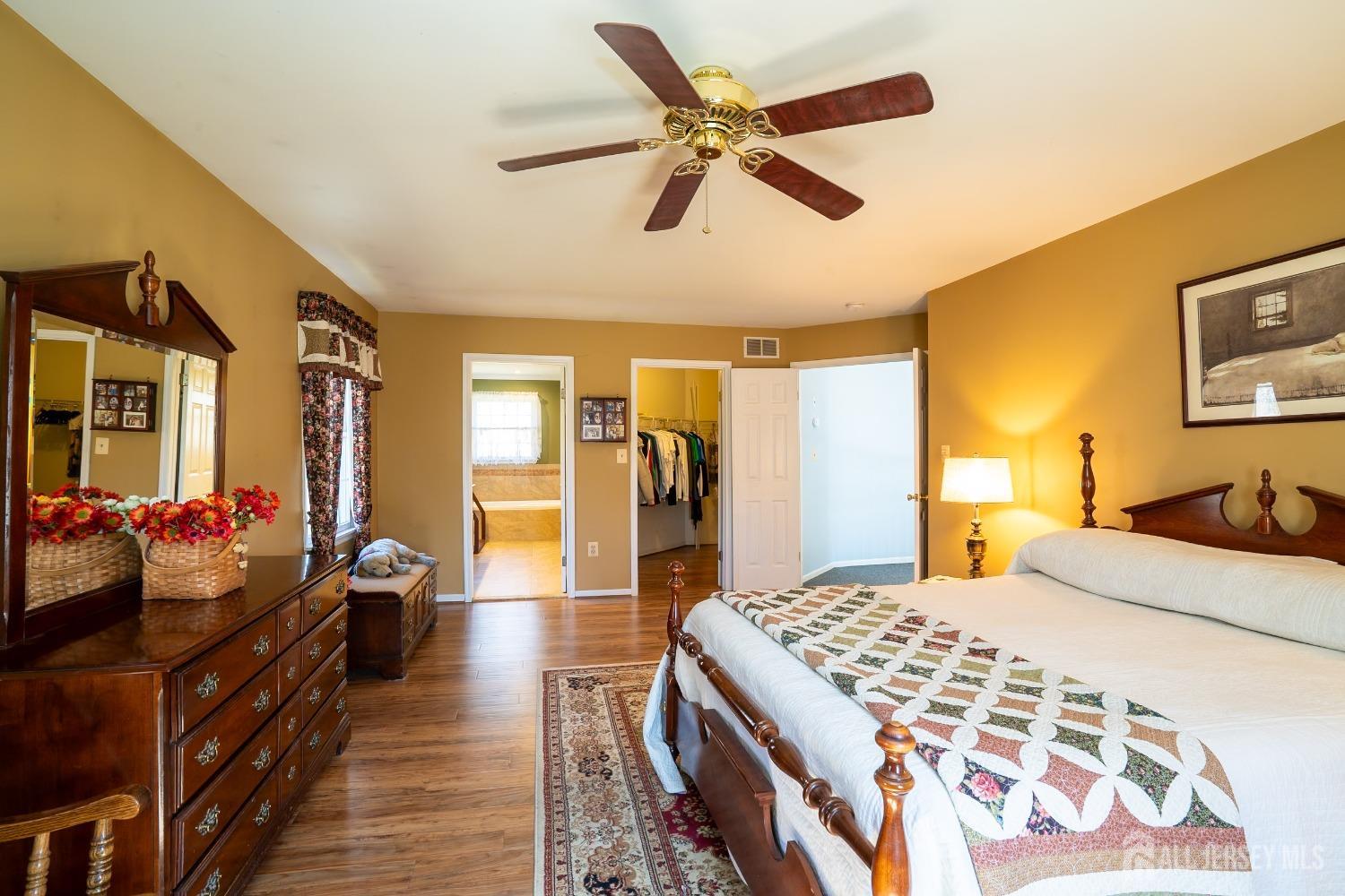 4 Eric Court, Monroe Township, New Jersey image 40