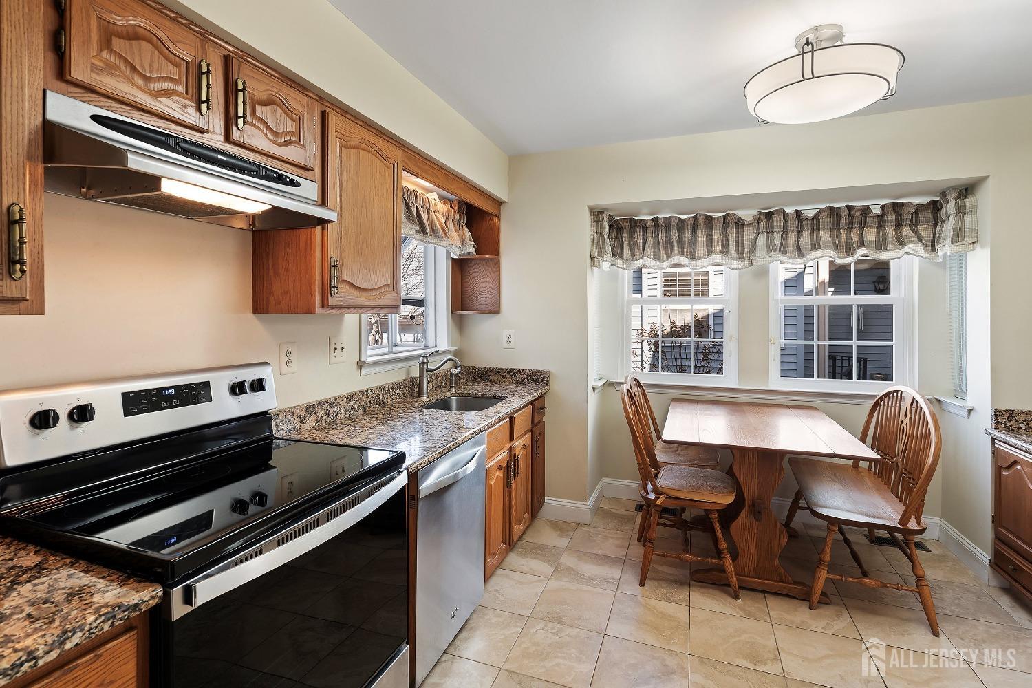 36-C Canterbury Drive #C, Monroe Township, New Jersey image 9