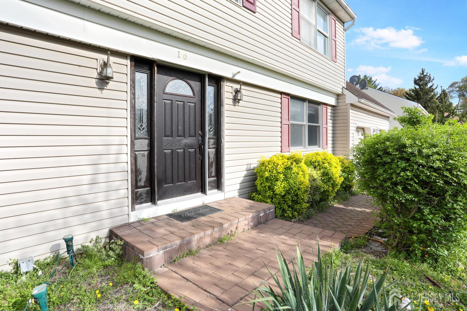 16 Meadow Lane, Old Bridge, New Jersey image 5