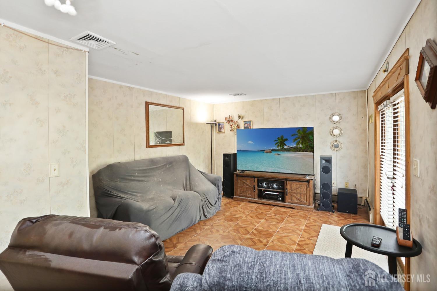 16 Meadow Lane, Old Bridge, New Jersey image 15